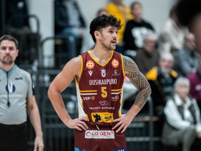 Do zostavy BC Komárno pribudol Kruz Perrott-Hunt