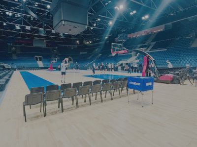 Nepela hlási 10 tisíc ľudí na Španielov. Zápas môže priniesť veľké plány
