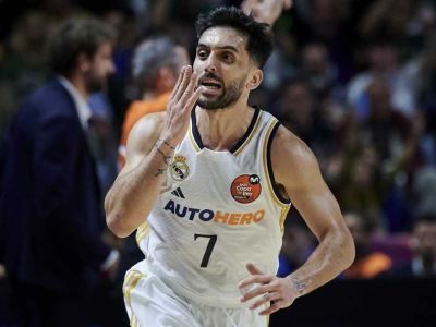 V parádnom El Clásicu zachránil Real drobný čarodejník, Eurolige však dominuje nováčik