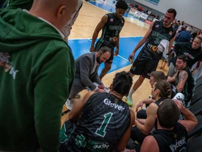 FOTO/VIDEO: Levice vyhrali aj v Prievidzi, Pipíška vystrieľal Handlovej výhru v Komárne