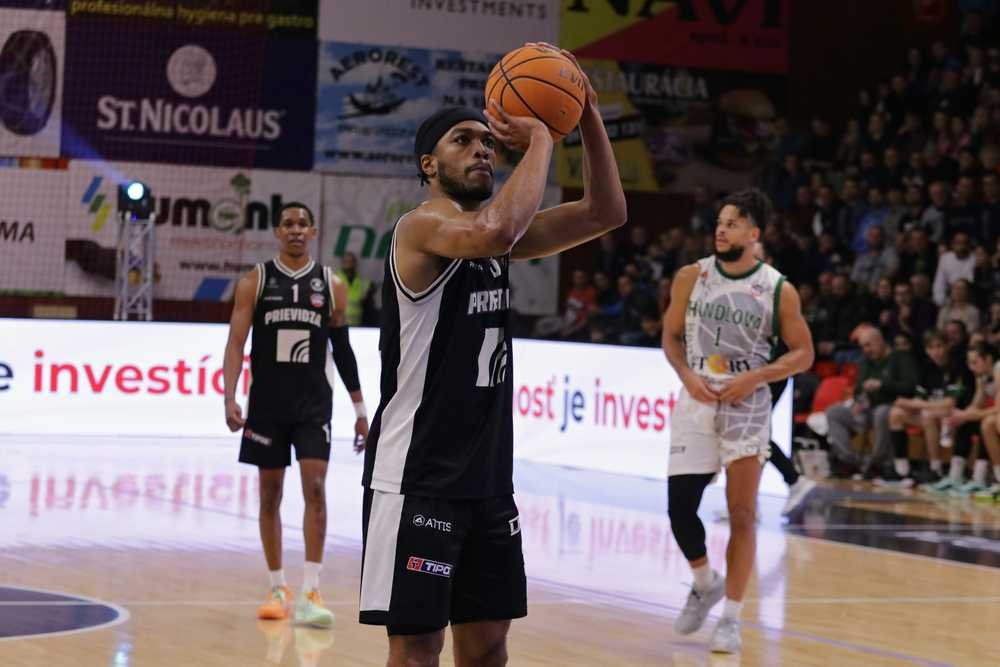 FOTO/VIDEO: Derby pre Prievidzu, Nitra opäť vyhrala v Leviciach a Lučenec preskočil Svit
