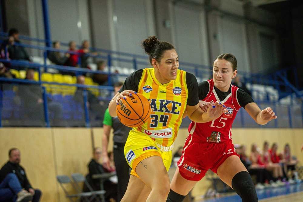 Zámorská rošáda v Young Angels, odídenú Fransson nahradila Collins