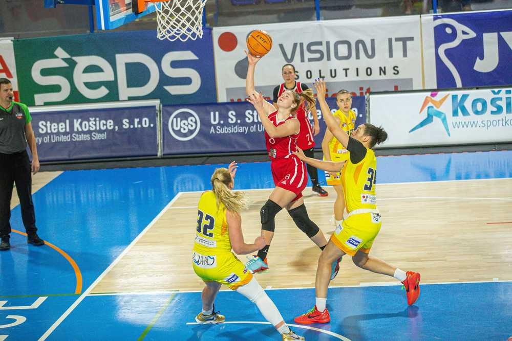 Po veľkokluboch netúžim, basketbal mám iba ako zábavku, prekvapuje najlepšia slovenská strelkyňa ligy