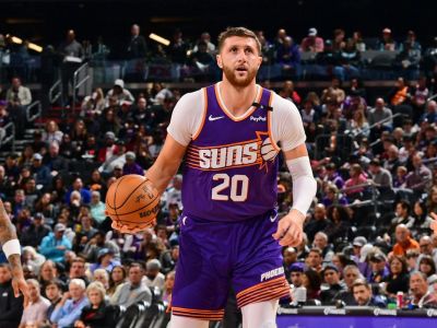 Suns sa síce nezbavili Duranta, no Nurkiča áno