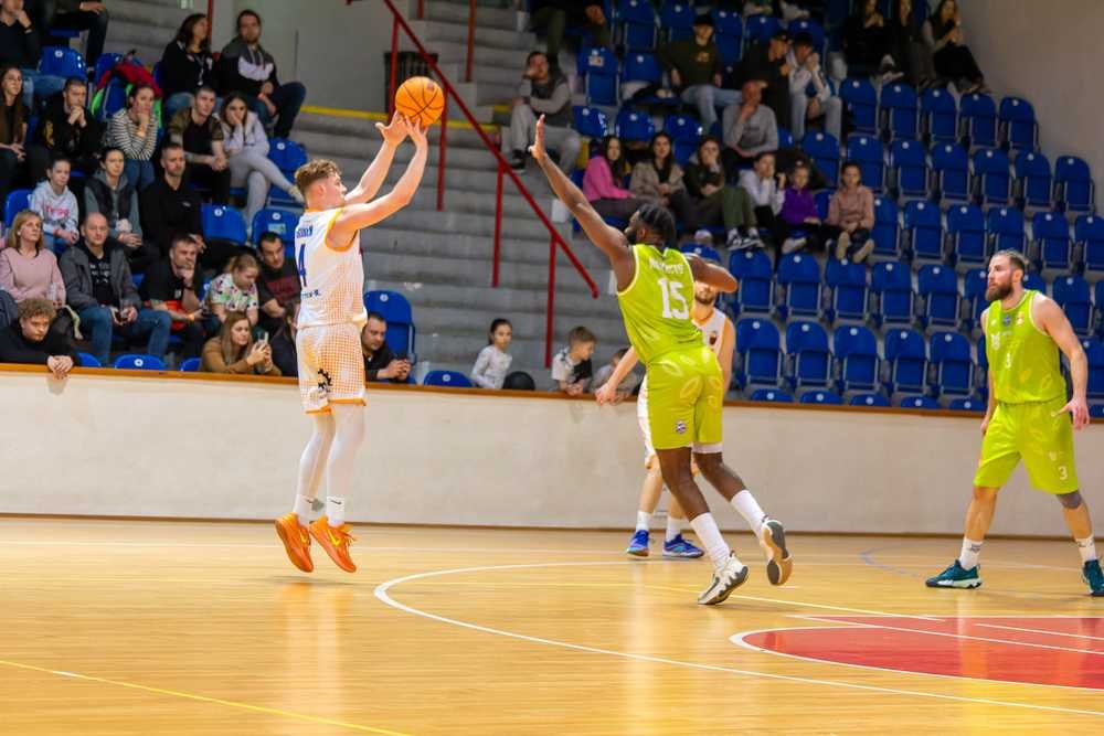 Matúš Skubeň pokračuje v lučeneckom BKM