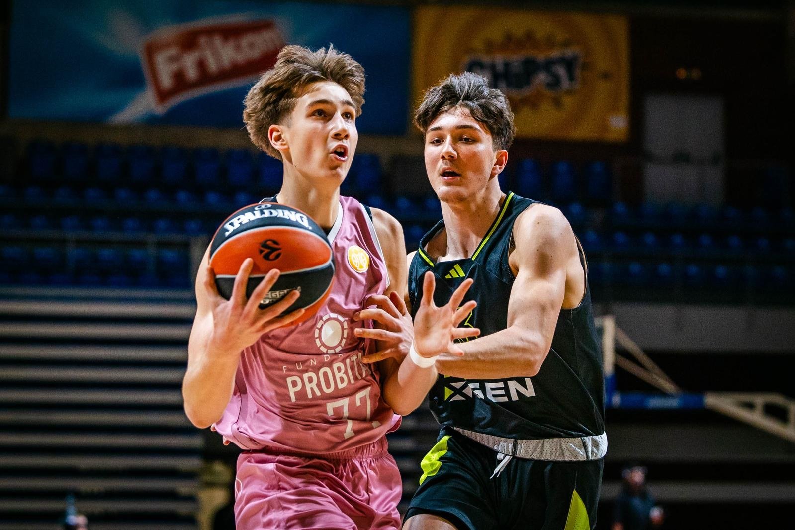 Slovenský talent Randuška po turnaji NextGen Euroleague: Zaujať skautov či agentov sa dá nielen skórovaním, ale aj čiernou robotou