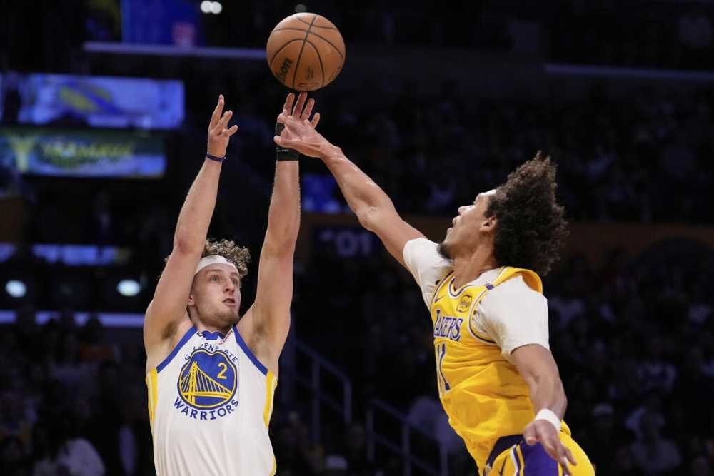 VIDEO: Trojky tentoraz strieľal ľavák Podziemski (8/10), Warriors vyhrali na pôde Lakers