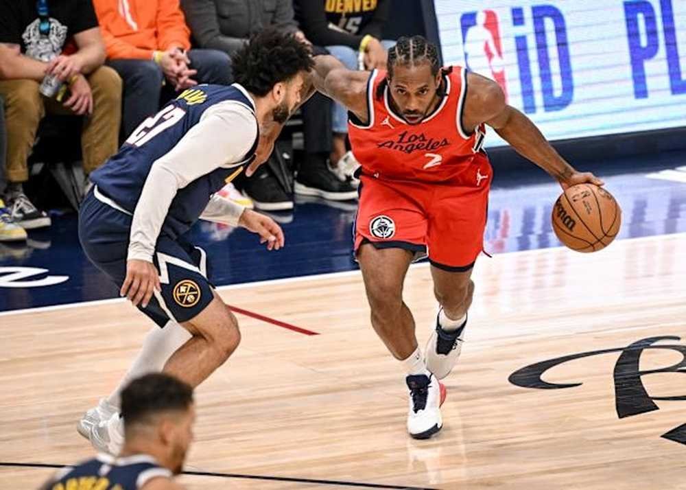 VIDEO/Play-Off NBA: Tripple-double Jokiča nepomohol, Kawhi Leonard priviedol Clippers k víťazstvu