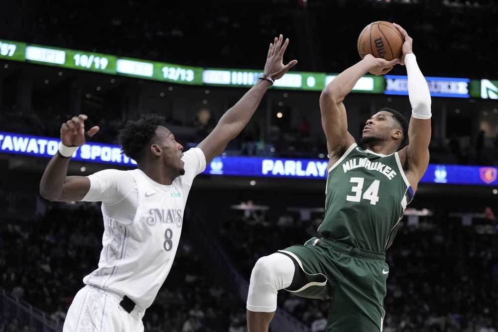 Zmení Giannis Antetokounmpo prvýkrát v NBA dres? V hre je mnoho možností