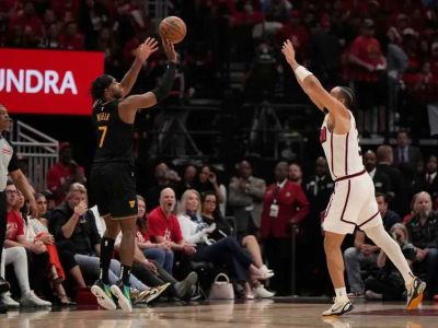VIDEO/Play-Off NBA: Warriors potiahol za postupom Buddy Hield