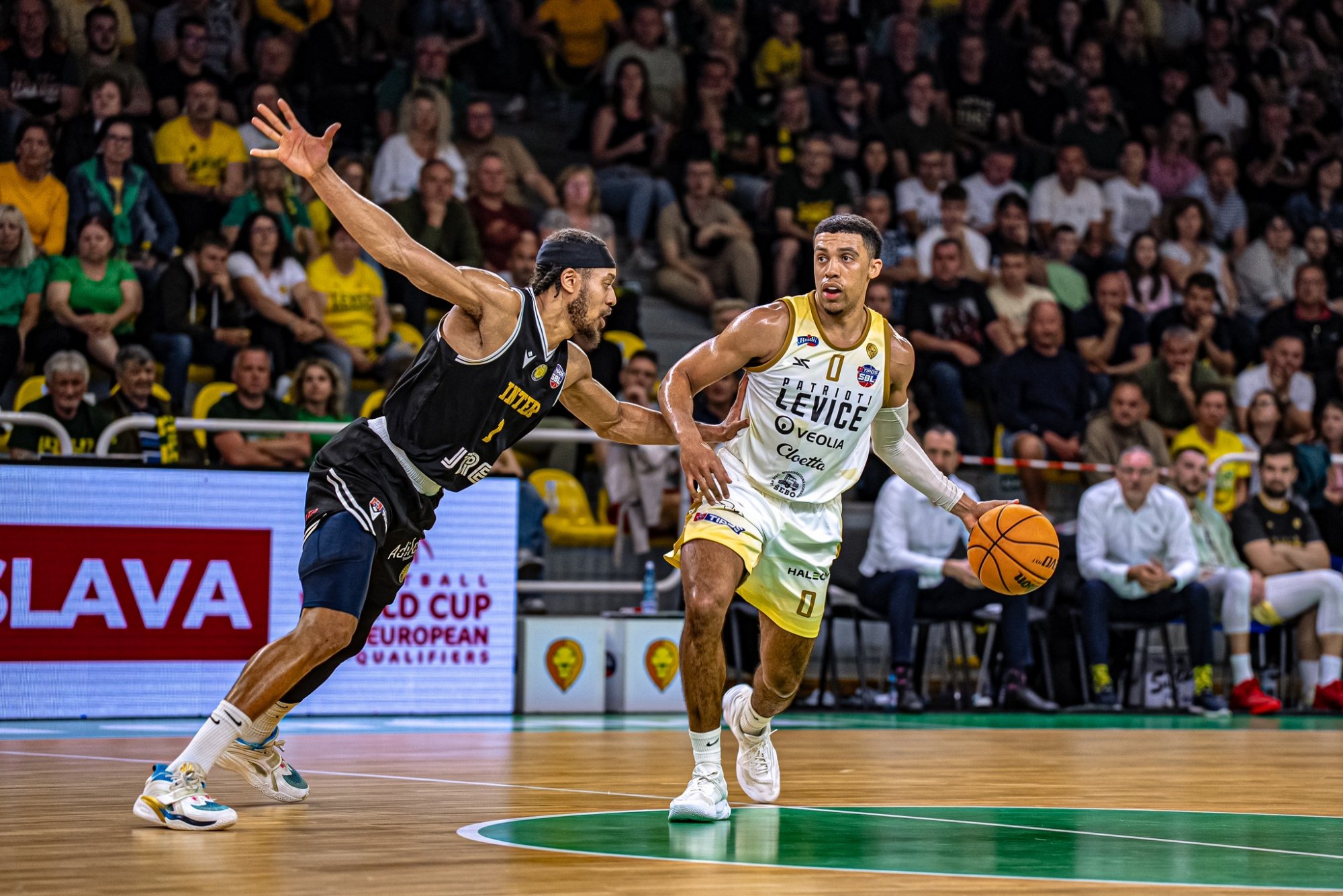 Prišiel ako náhrada za kandidáta na MVP, najprv sa hľadal a teraz sa stal hrdinom úvodu finále