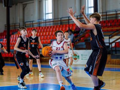 VIDEO/M-SR Mladší žiaci U13: V semifinále sa stretnú Prievidza s Komárnom a B.S.C. s Blue Wings