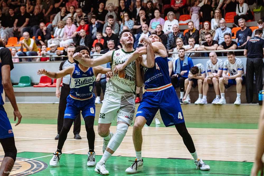 Jakub Petráš súčasťou Baníka Handlová aj naďalej