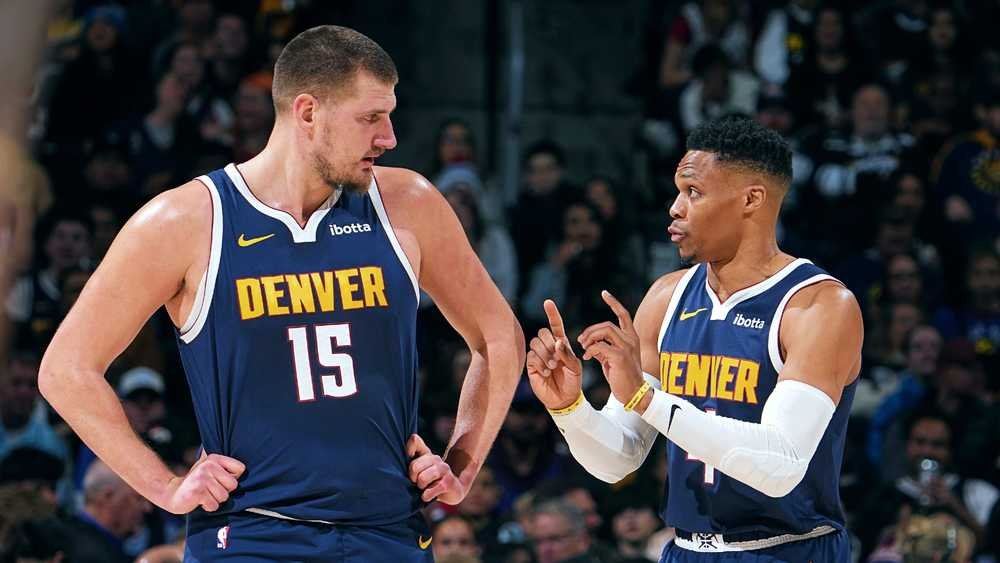 Russell Westbrook verí v hodnotnejší kontrakt
