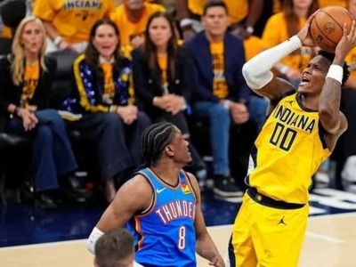 VIDEO/Finále NBA: Haliburton takmer s triple-double, ale rozhodla lavička Pacers