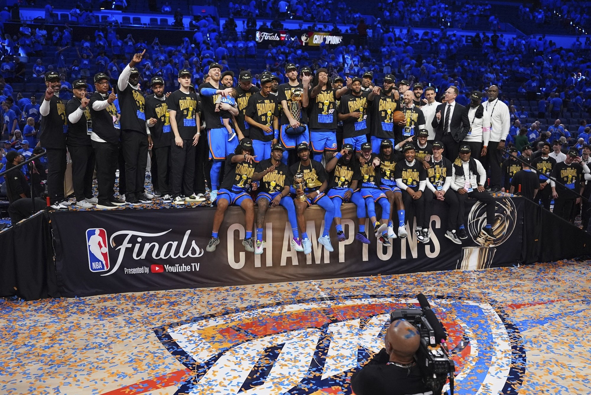 VIDEO/Finále NBA: Oklahoma sa dočkala premiérového titulu, pomohlo jej aj vážne zranenie Haliburtona