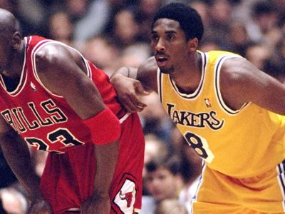 Zberateľská karta dvoch veľkých hviezd NBA za veľké peniaze