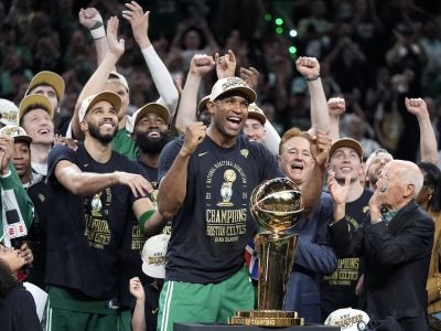7.3 miliardy dolárov za najúspešnejší klub NBA