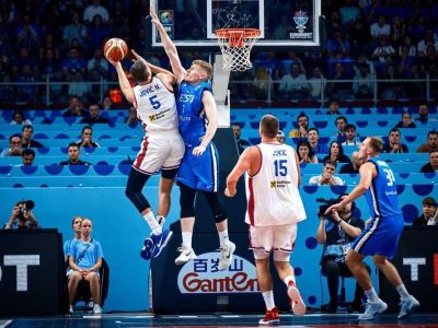 FOTO/VIDEO: Srbi prevalcovali Estóncov, dráma v severskom derby pre Fínov a výhry aj pre Litvu, Portugalsko, Nemecko a Turecko