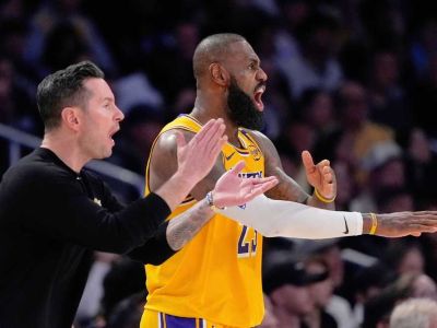 Redick ostáva v Lakers, Pelinka: Tréner so špeciálnym hlasom