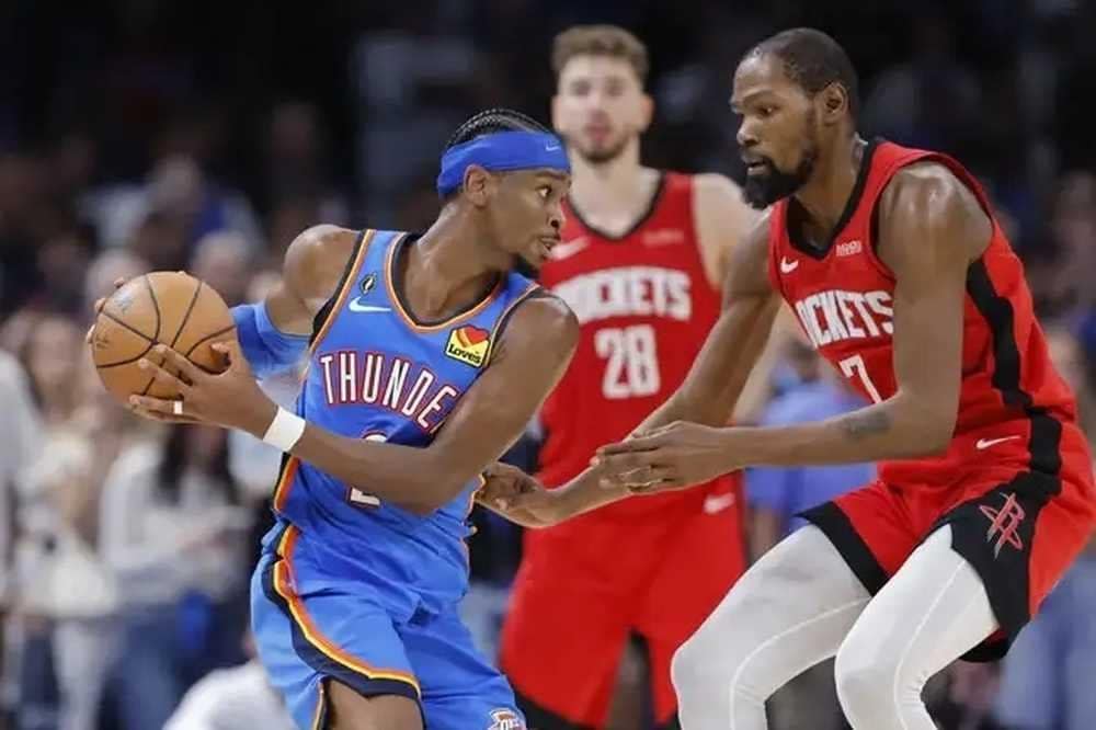 VIDEO: Obhajcovia z Oklahomy zvládli na úvod drámu, Lakers nestačilo 43 bodov Dončiča
