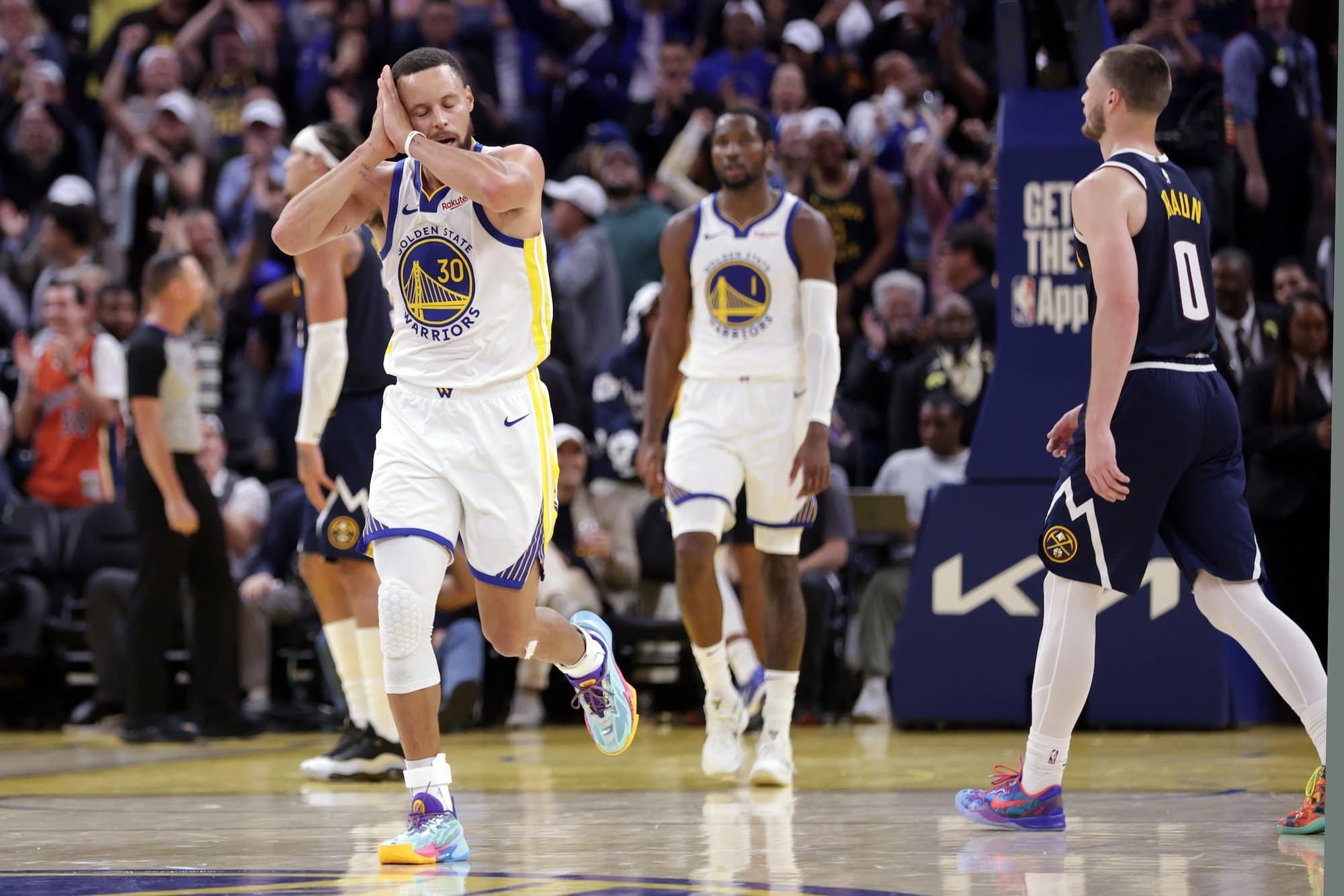 VIDEO: V Denveri aj San Franciscu sa hrali úžasné drámy, Steph Curry bol znova neskutočný