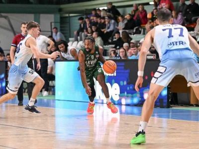 FOTO/VIDEO: Patrioti úradovali v Nitre, Slovan v Handlovej a Wolves s prvým víťazstvom