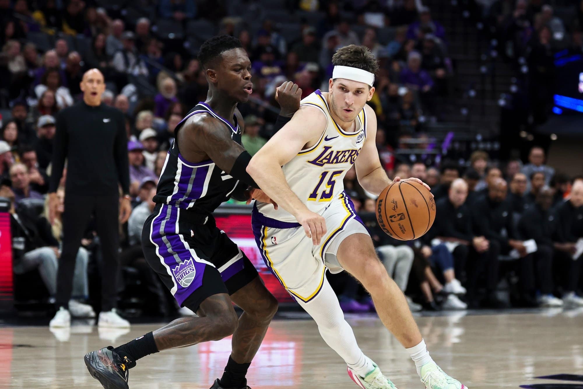 VIDEO: Bez Dončiča, bez LeBrona, Lakers potiahol s 51 bodmi Reaves