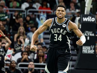 VIDEO: Giannis parádnym výkonom zosadil Chicago z prvého miesta