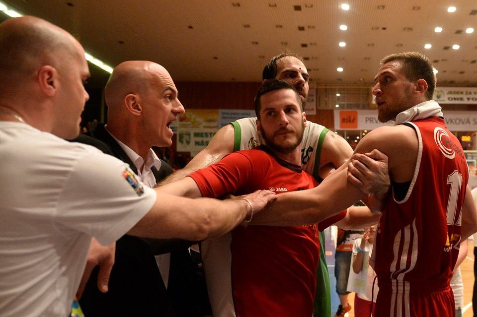Bitka v Prievidzi (Krajnovič, Bilič) (Foto: TASR/Radovan Stoklasa)
