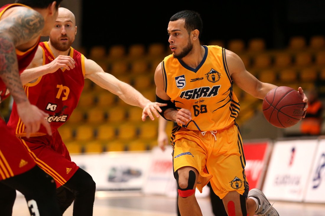 KB Košice vs. BK Iskra Svit, Javier Gozalez (68) (Foto: Vladimír Dorňák)