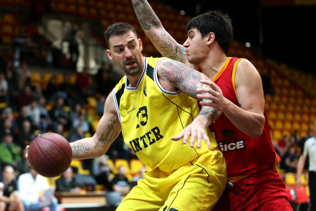 VIDEO V Košiciach repríza pohárového finále, v Handlovej banícke derby
