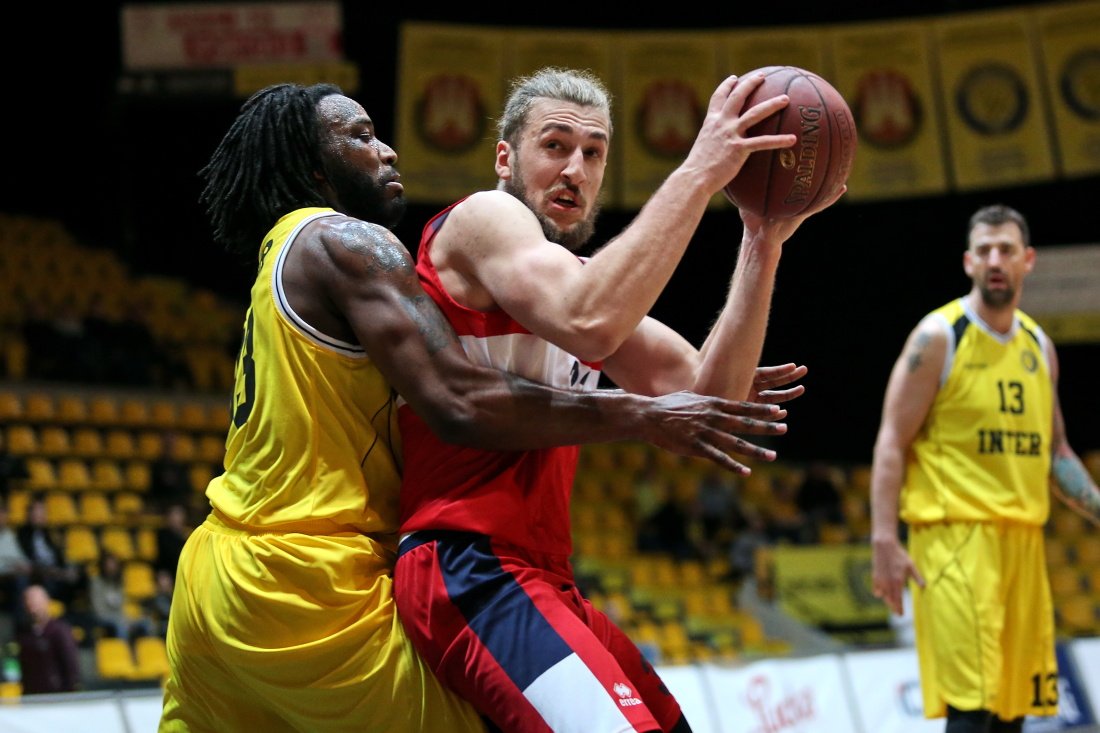 William Walker (BK Inter Bratislava) (Foto: Vladimír Dorňák)