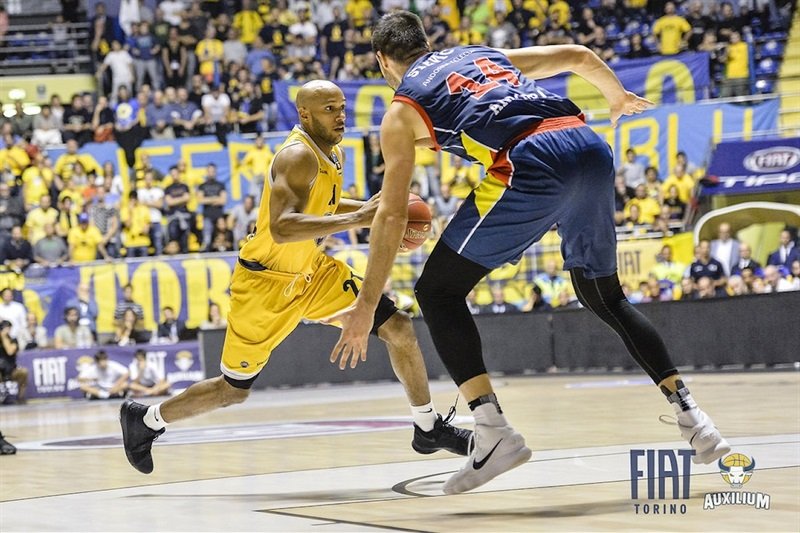 Jones neberie našu reprezentáciu na ľahkú váhu, s Kuricom chce bojovať