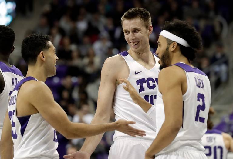 Brodziansky žiari v NCAA, nominovali ho na prestížnu cenu Abdula-Jabbara