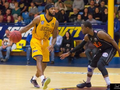 Američan Guillory je vo Svite špecialistom na double-double