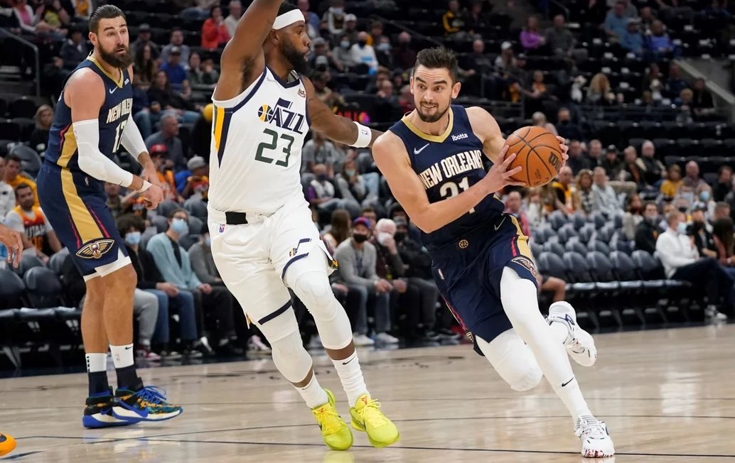 Satoranský neodohral za Portland ani zápas a znova sa sťahuje