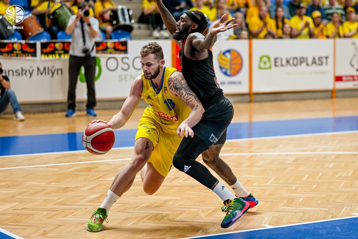 Nevídané veci v Česku. Nymburk po 21 rokoch chýba vo finále, prispel k tomu aj Mokráň