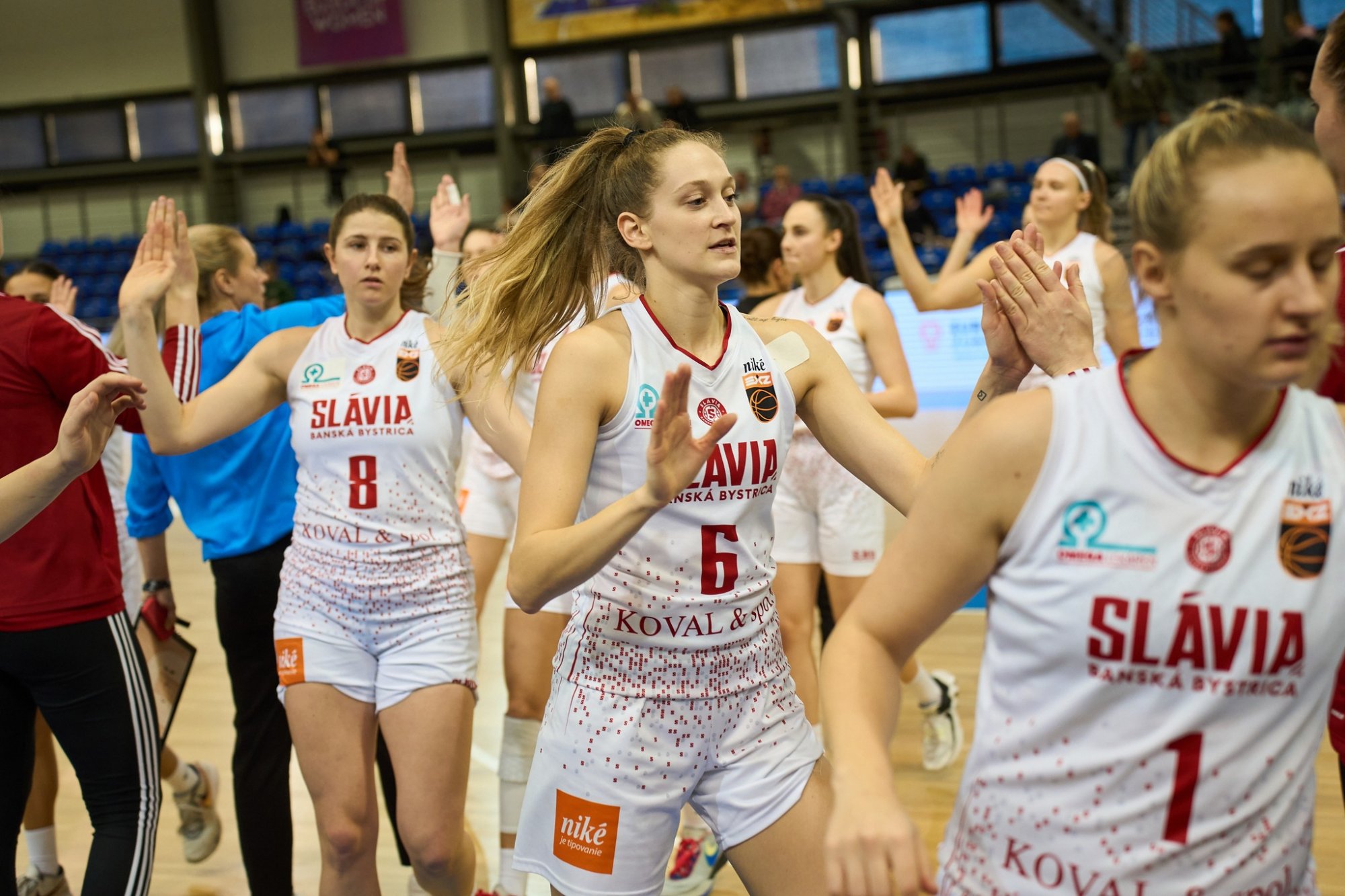 FOTO: V Piešťanoch sa nehralo, Slávia uspela v Šamoríne, mestské derby v Košiciach pre Young Angels