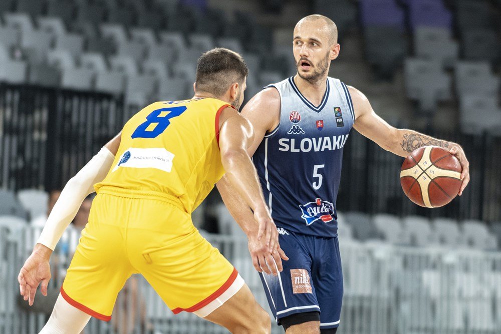 Konečne s reprezentáciou vyhrať a potom vybojovať postup do bundesligy, želá si Krajčovič