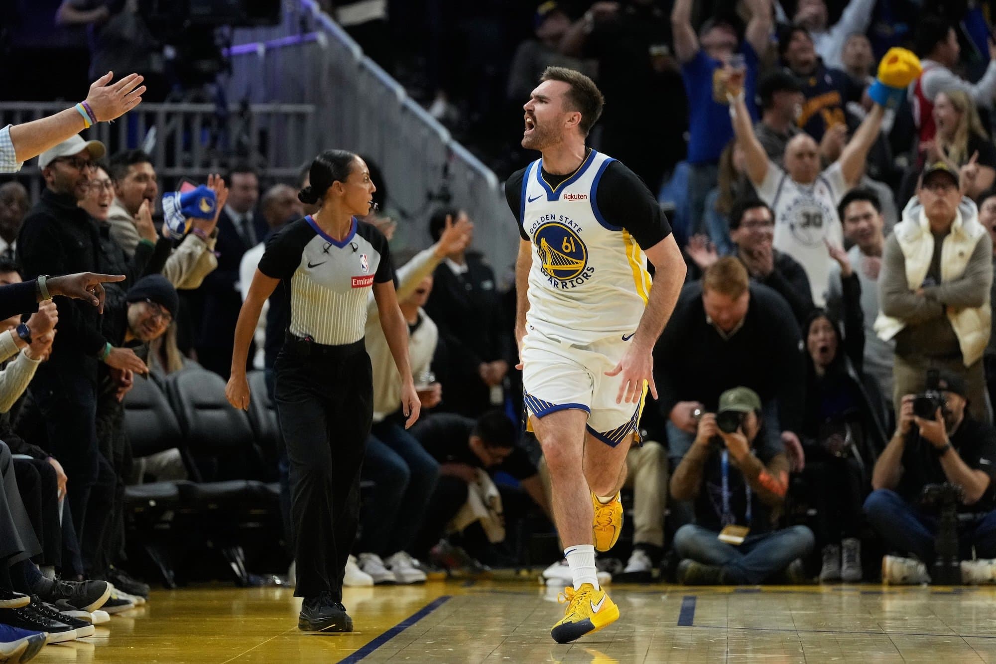 Dominoval v lakrose, prestalo ho to baviť a dnes šokuje v NBA za minimálne peniaze
