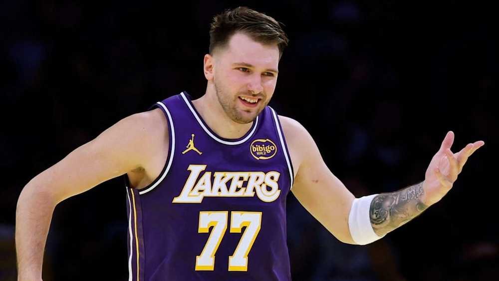 VIDEO: Schröder chcel biť po zápase Dončiča, od NBA dostal dištanc