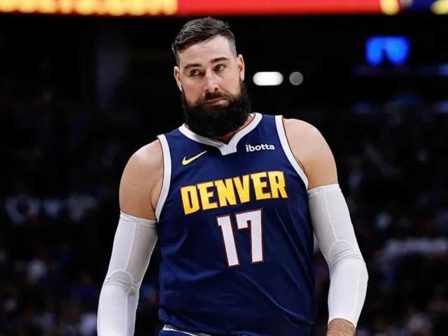 Má vyše 1000 zápasov v NBA. Chceli ho aj šampióni. Veľkú hviezdu môže privítať Euroliga