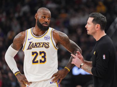 Budúcnosť hviezdy NBA zatiaľ neistá