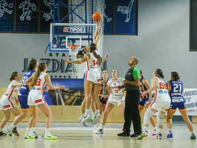 FOTO/VIDEO: YOUNG ANGELS rozhodli 14-bodovou šnúrou, MBK Ružomberok nedal súperovi šancu