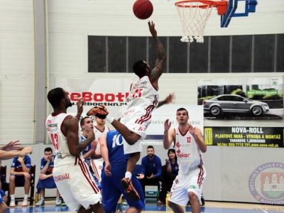 Hviezdou 5. kola SBL T. J. Bannister