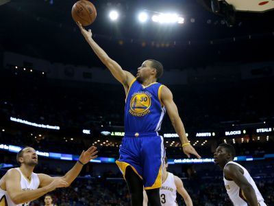 MVP LeBron James? Zatiaľ to vyzerá na Curryho a Marca Gasola