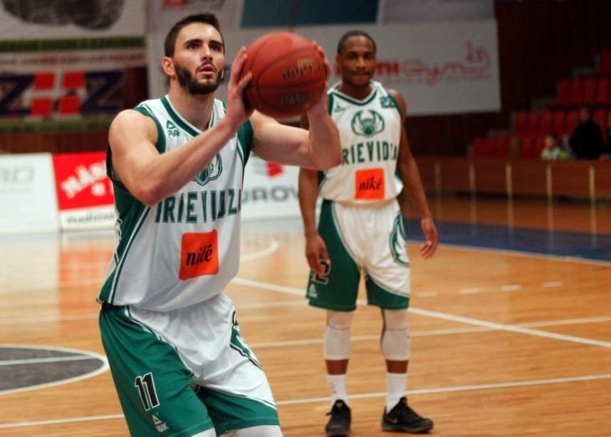 Prievidza hrá v Nitre, Pasienky hostia bratislavské derby