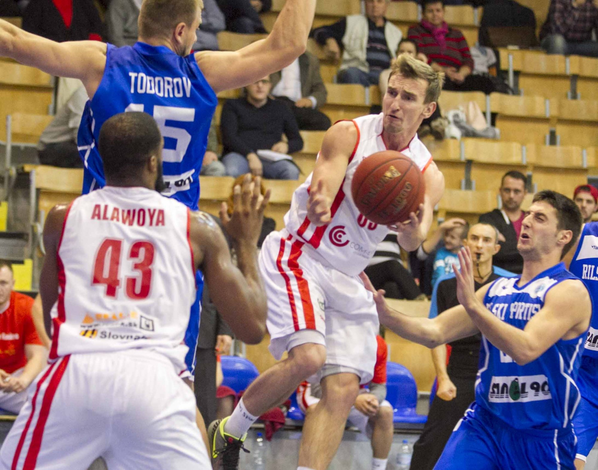 Komárno - Rilski (Foto: Basket.sk)