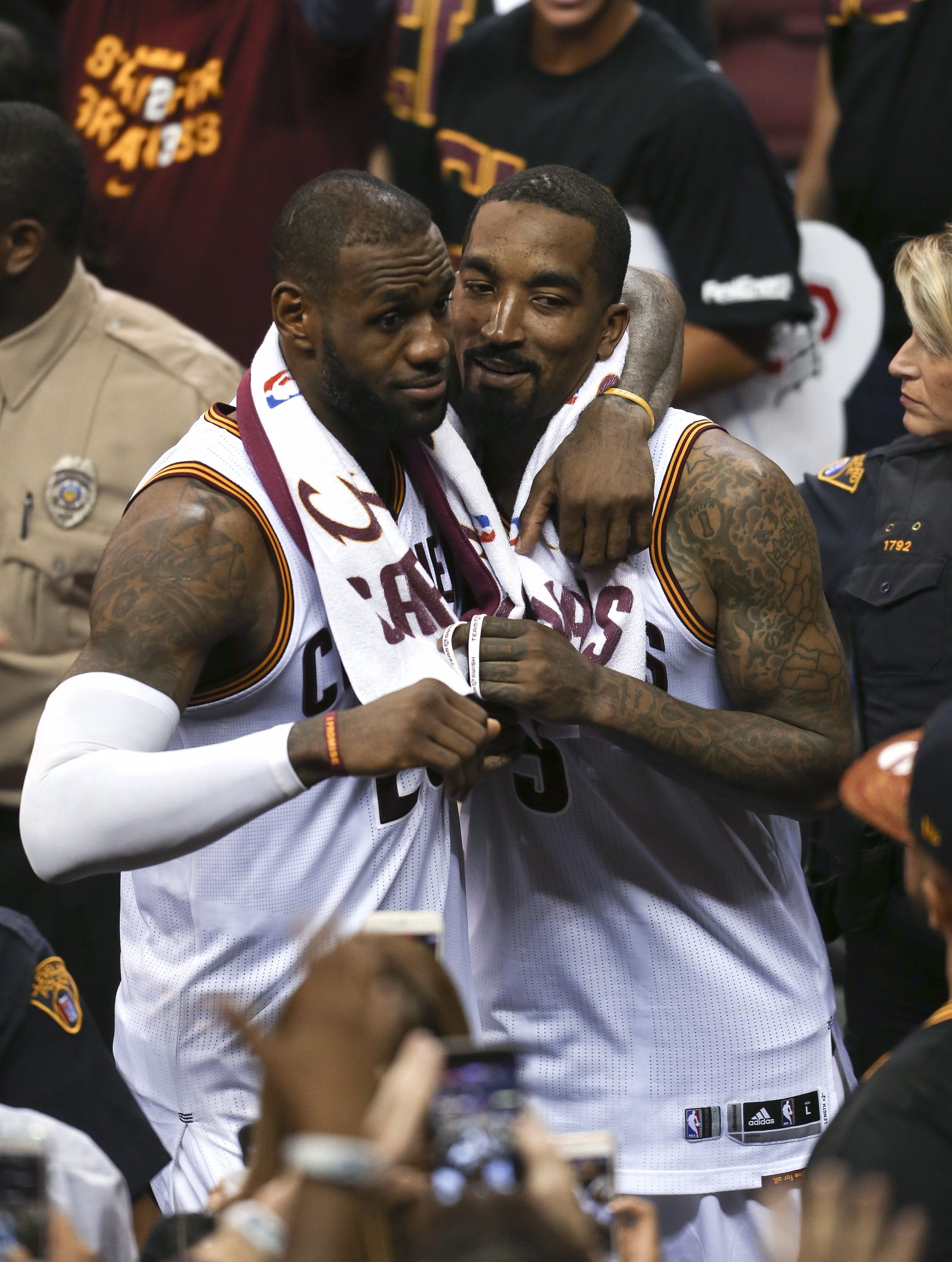 LeBron James, JR Smith (Foto: TASR)